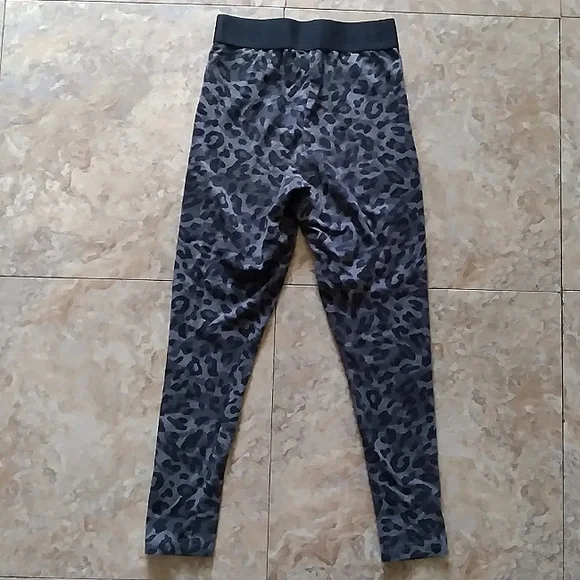 Adidas leopard print leggings, size Small - Picture 3 of 7